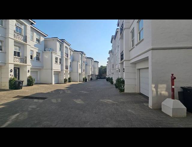 3 BEDROOM CLUSTER FOR SALE IN BRYANSTON